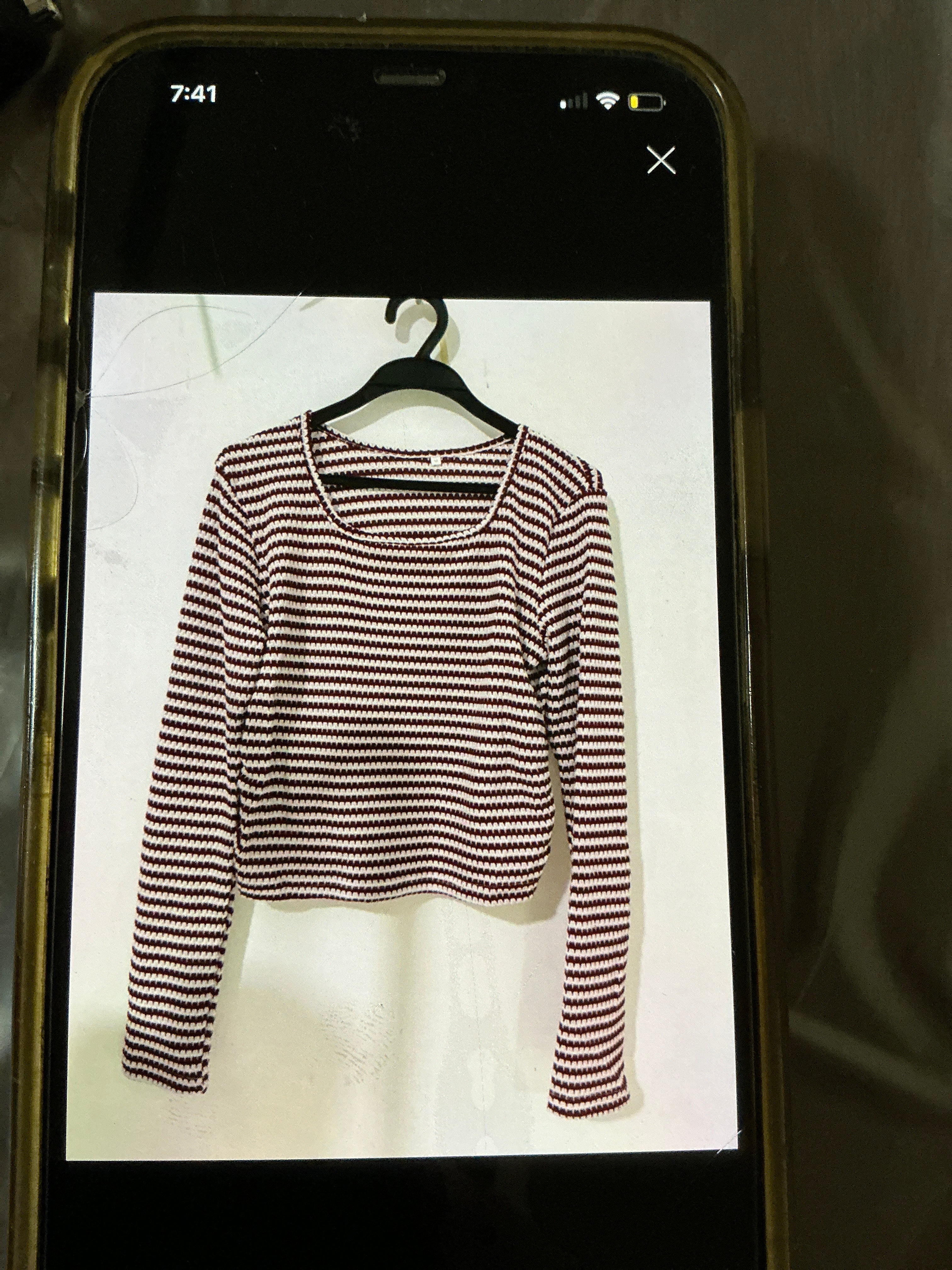 Slim fit knit top