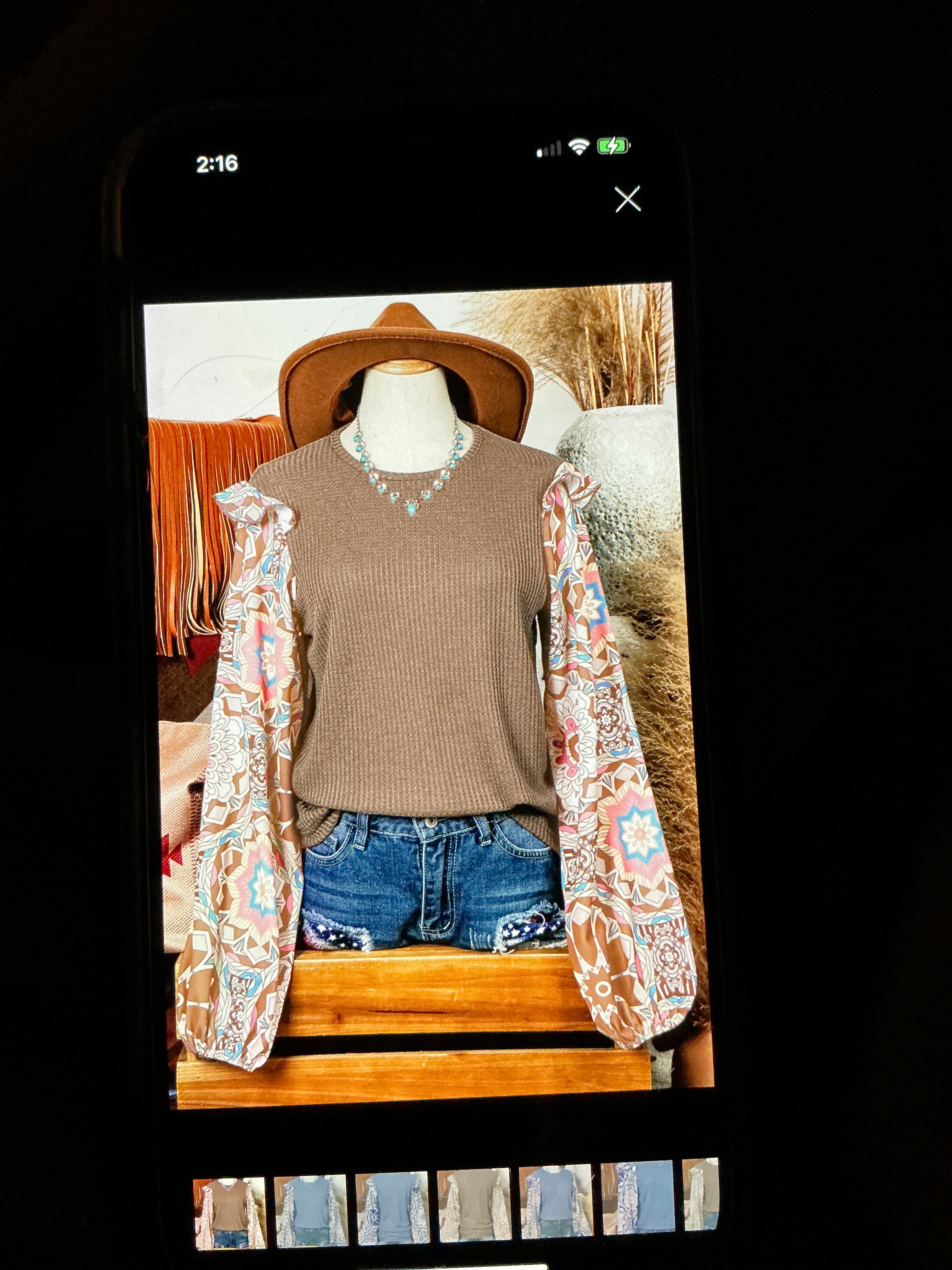 Floral waffle brown blouse